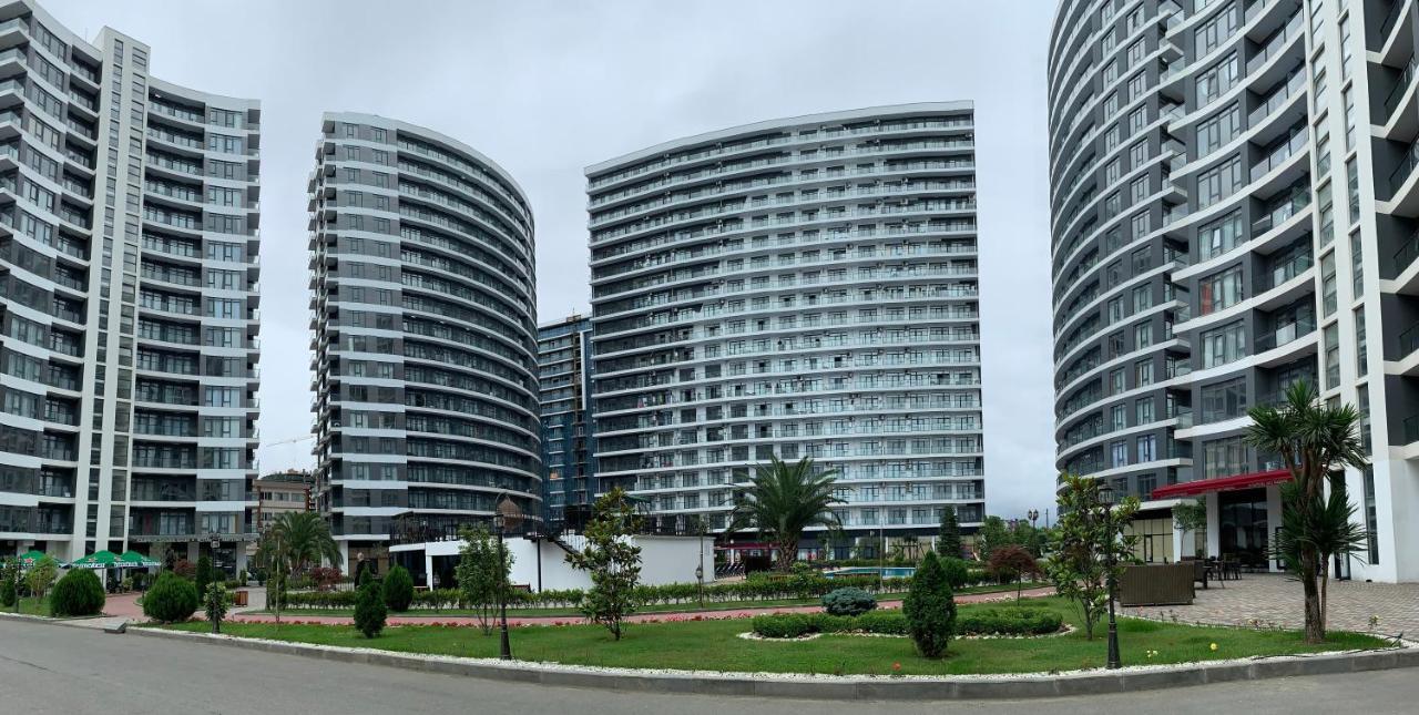 באטומי White Sails Apartment מראה חיצוני תמונה